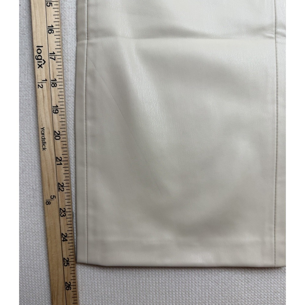 Zara Beige Faux Leather Women's Fit Pants 4 Straight Leg Stretchy 28X25 Gold Zip - Picture 6 of 12